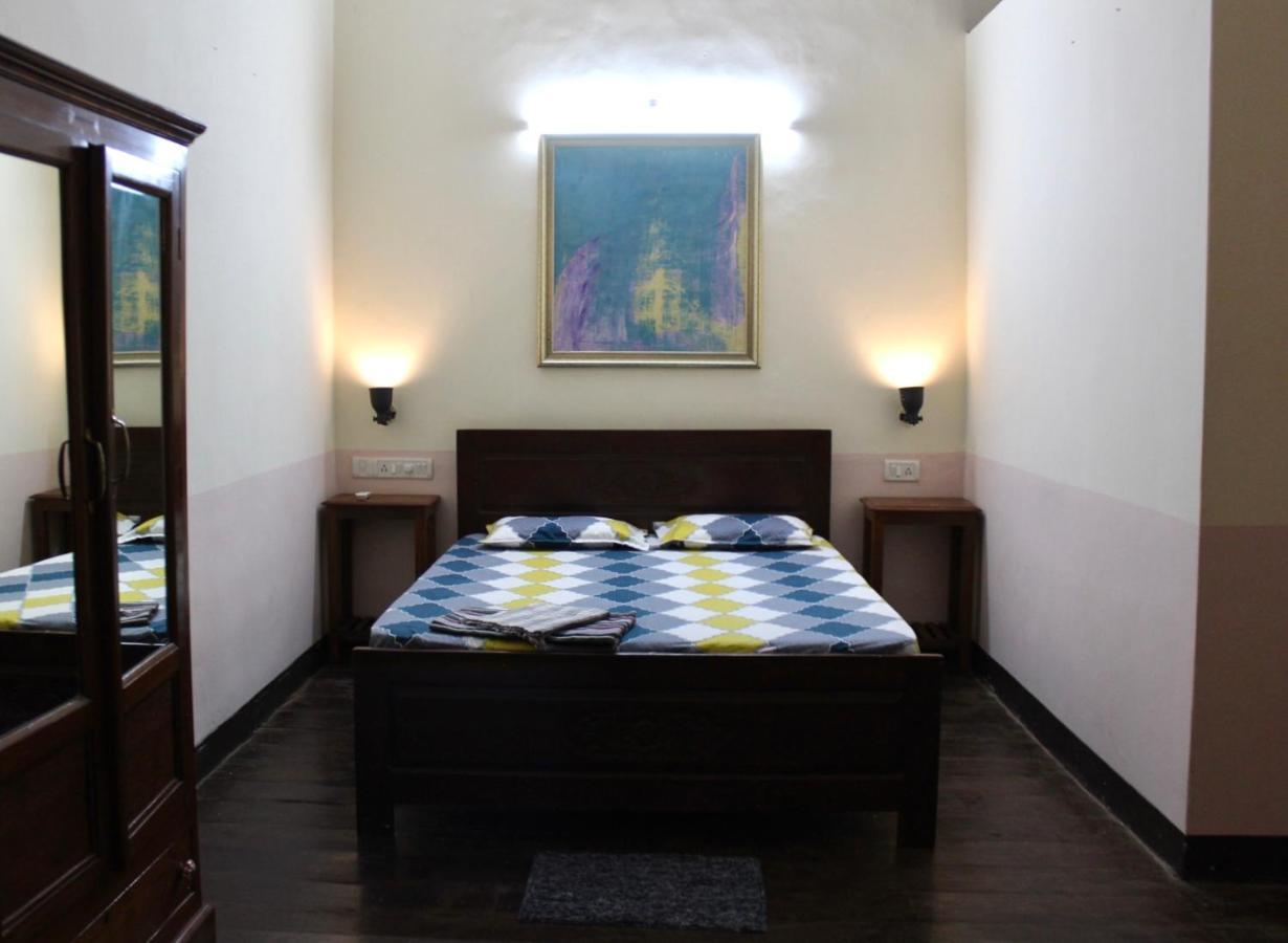 Royal Phoenix Inn Panaji Luaran gambar